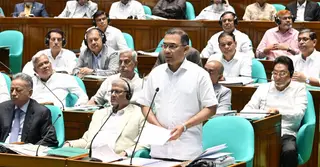 চাকরির জন্য তরুণদের বছরের পর বছর অপেক্ষা করতে হবে না: প্রধানমন্ত্রী